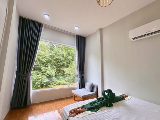 Jungle Hut River View Bungalows